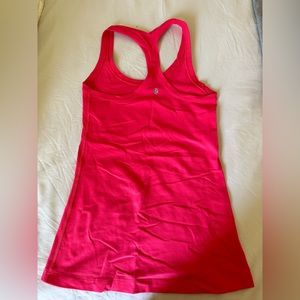 Lululemon fitted tank size 4
